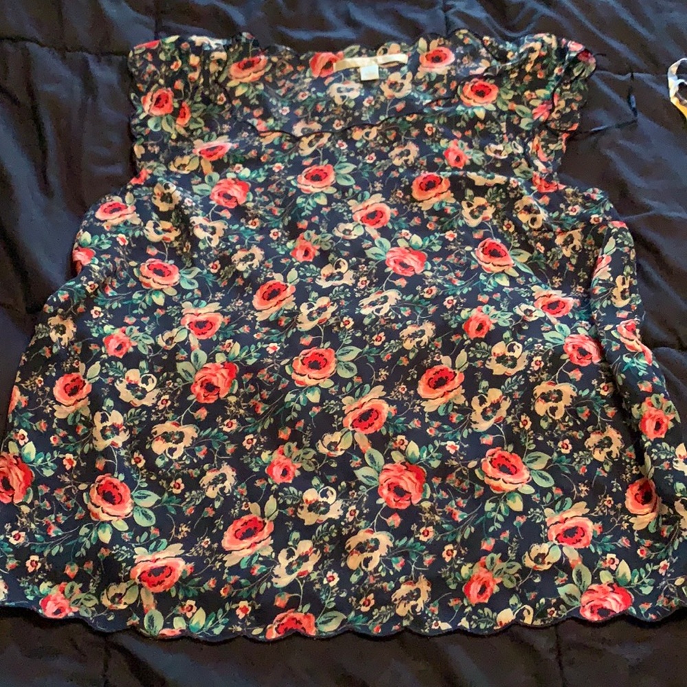 Women’s dress shirt